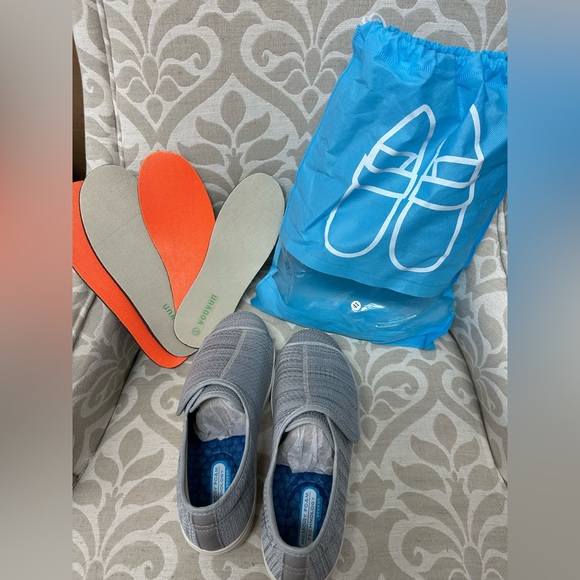 Diabetic Shoes for Women Walking Shoes Adjustable. Post-op shoes. Bunion shoes - Picture 5 of 5